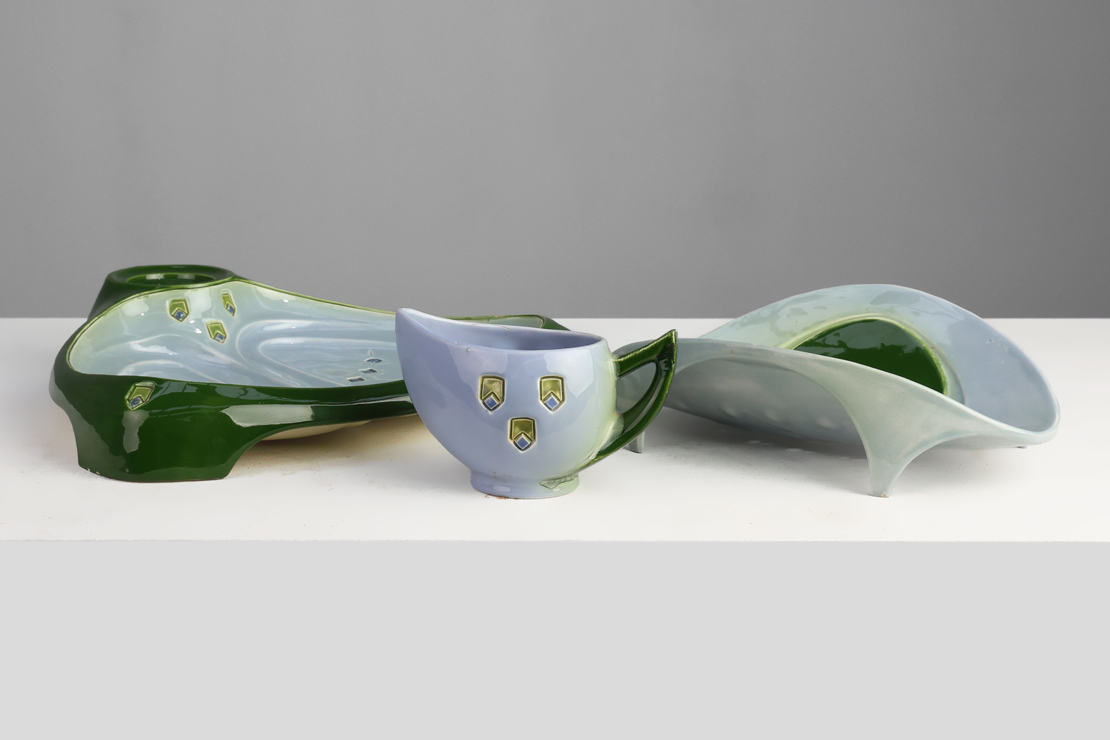 Rare Art Nouveau ceramic 3-piece asparagus set by Julius Dessler, Austria ca. 1900thumbnail